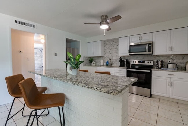 Photo - 505 Fillmore Ave Unit ID1044349P