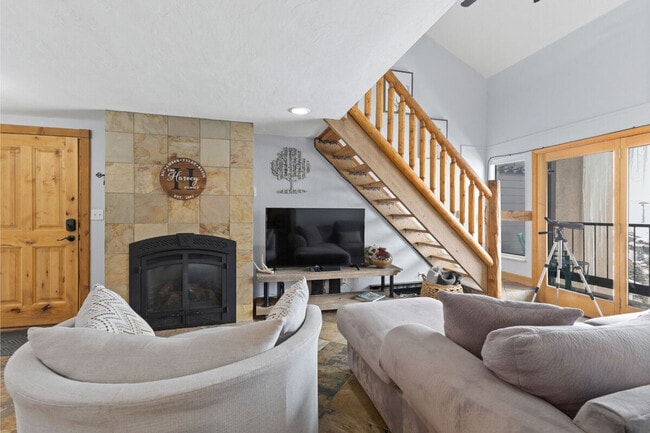 Building Photo - 1727 River Queen Ln Unit SI ID1564282P