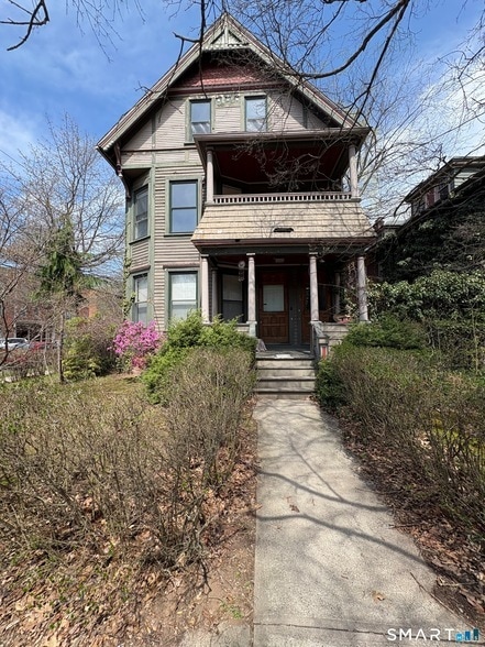 Photo - 799 Elm St