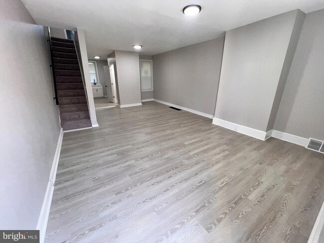 Photo - 6110 Wheeler St