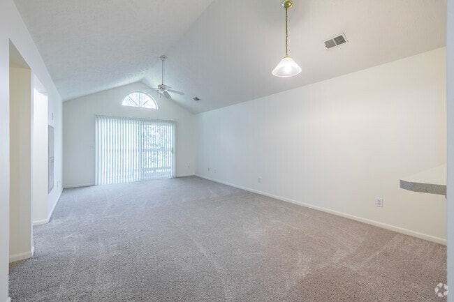 2BD, 2BA - 1,323SF - Living Room - Gallery Place Apartments