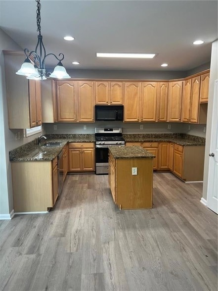 Photo - 365 Vinings Vintage Cir SE