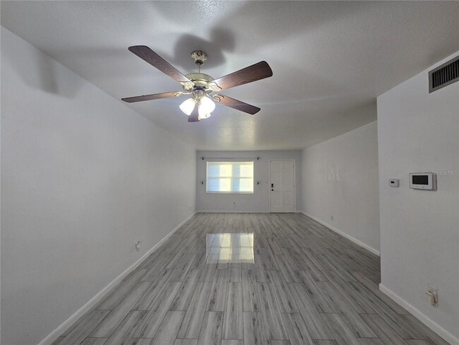 Photo - 211 Pasadena Ave N Unit 109