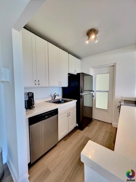 Photo - 2555 NE 11th St Unit 809