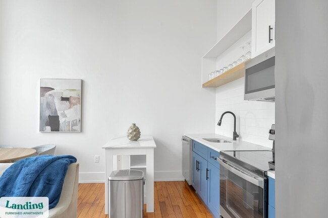 Photo - 31 Victor St Unit 228.1406466