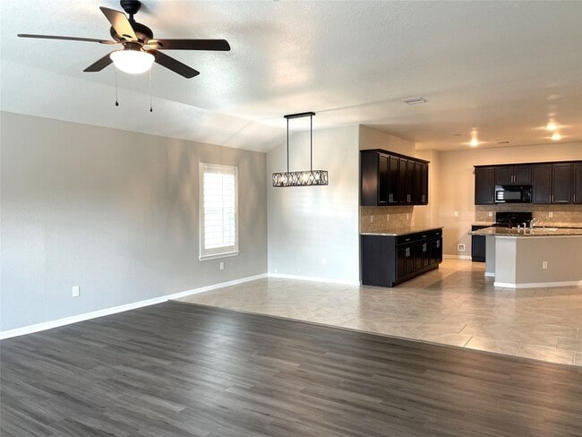 Photo - 29127 Innes Park Pl