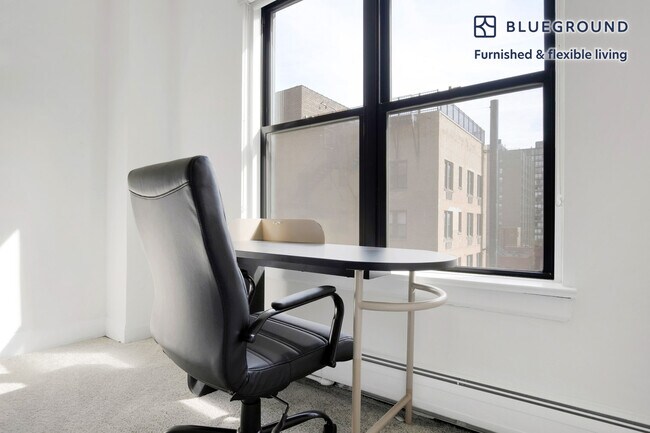 Photo - 200 E Chestnut St Unit FL16-ID623