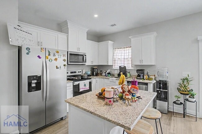Photo - 106 Heirloom Rd