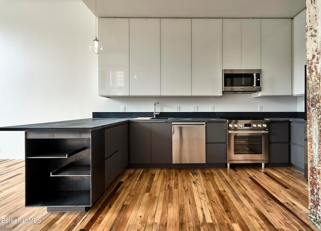 Photo - 520 State Rd Unit 207