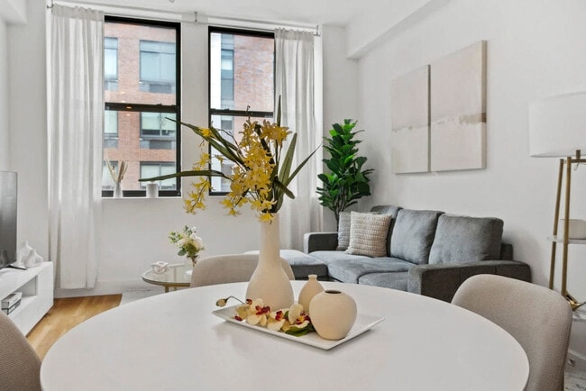 Photo - 517 W 45th St Unit SI FL4-ID1225955P