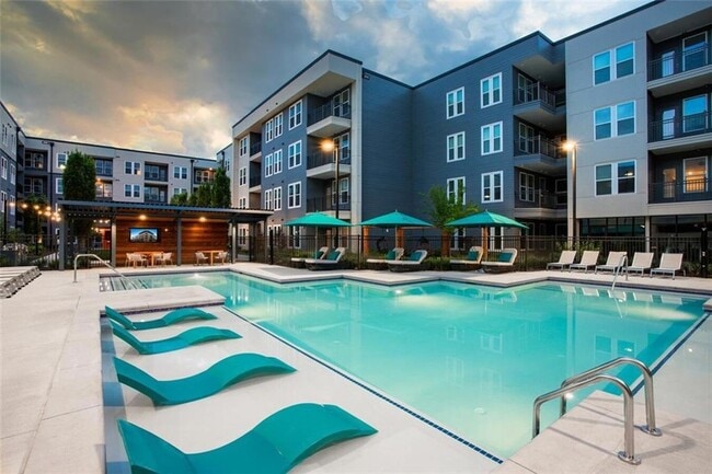 Photo - 230 Bill Kennedy Wy SE