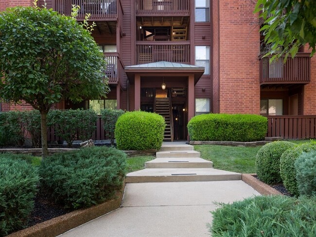 Photo - Chesterfield Village Apartments