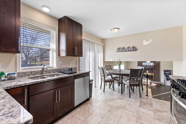 Photo - 623 Quail Run Rd Unit ID1285027P