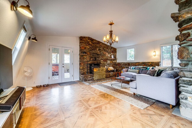Photo - 627 Bear Valley Rd Unit SI ID1546346P