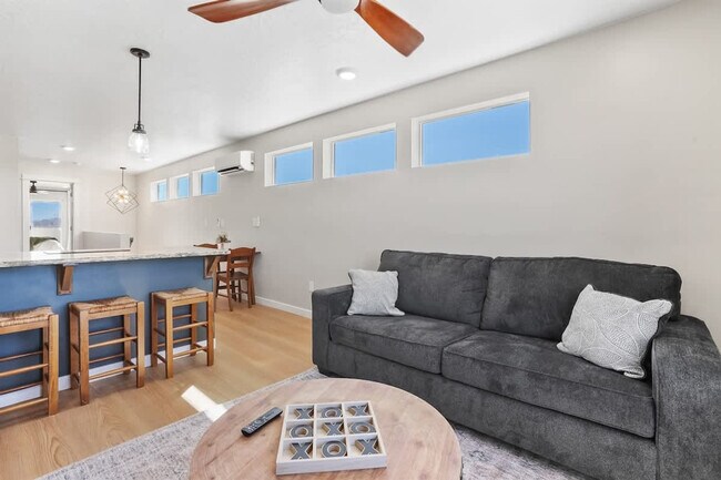 Photo - 304 Cliff Swallow Ave Unit SI ID1460914P