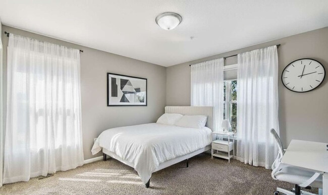Photo - 2424 Lyndale Ave S Unit SI ID1250756P