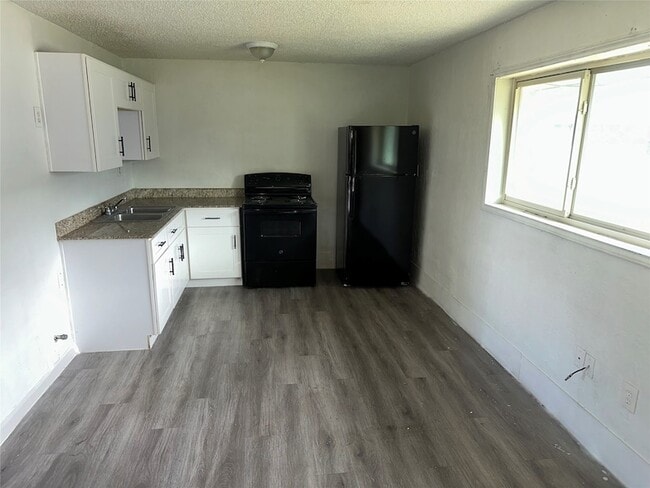 Photo - 5405 Suez St Unit 2