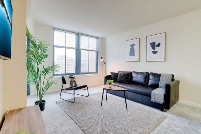 Photo - 550 14th St S Unit FL2-ID1022432P