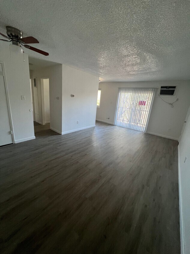 Living room - 1 Bedroom 1 Bath