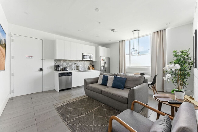 Photo - 538 Meridian Ave Unit ID1280957P