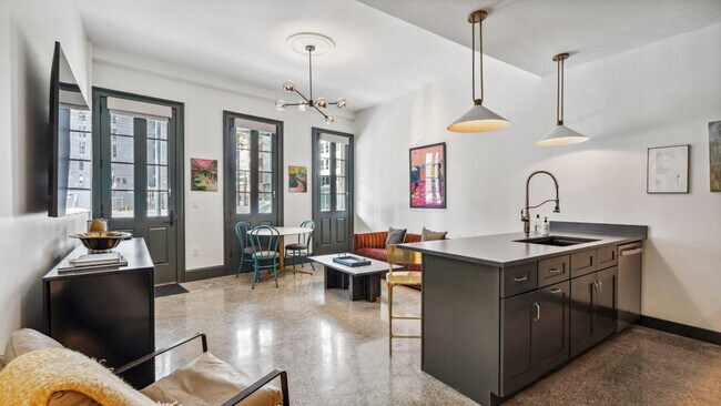 Photo - 310 N Rampart St Unit ID1267141P