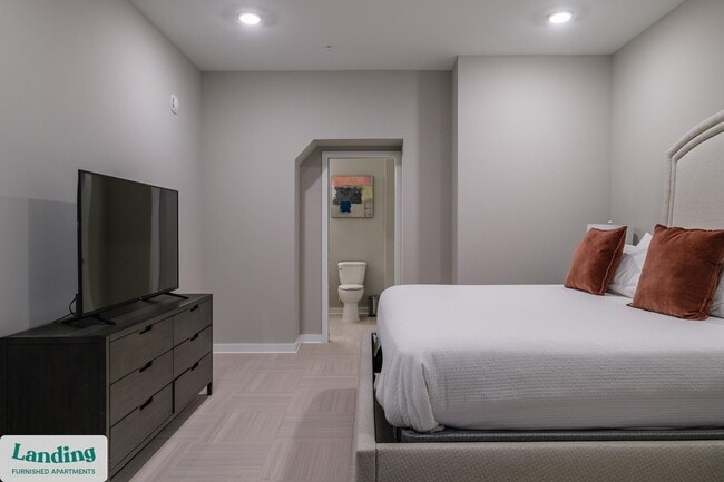 Photo - 600 19th St N Unit 604