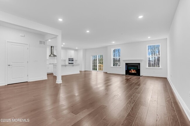 Photo - 173 Woolley Ct