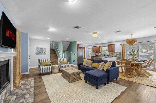 Building Photo - 8580 139th Ln Unit ID1319941P