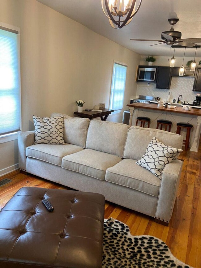 Photo - 104 Dawson St Unit ID1268059P