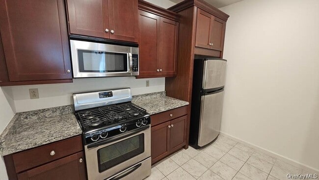 Photo - 103 Canter Ct