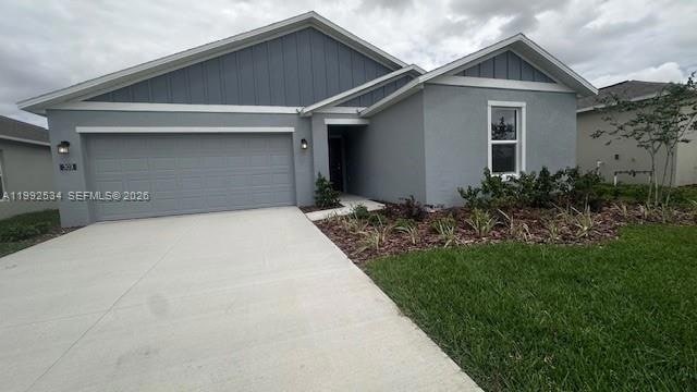 Photo - 303 Artemis St