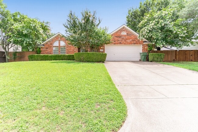 Building Photo - 1399 Flamingo Cir