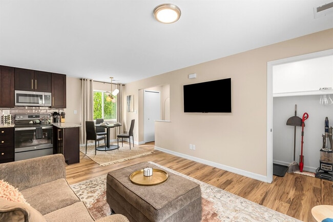 Photo - 18439 Sharon Ln Unit ID1032345P