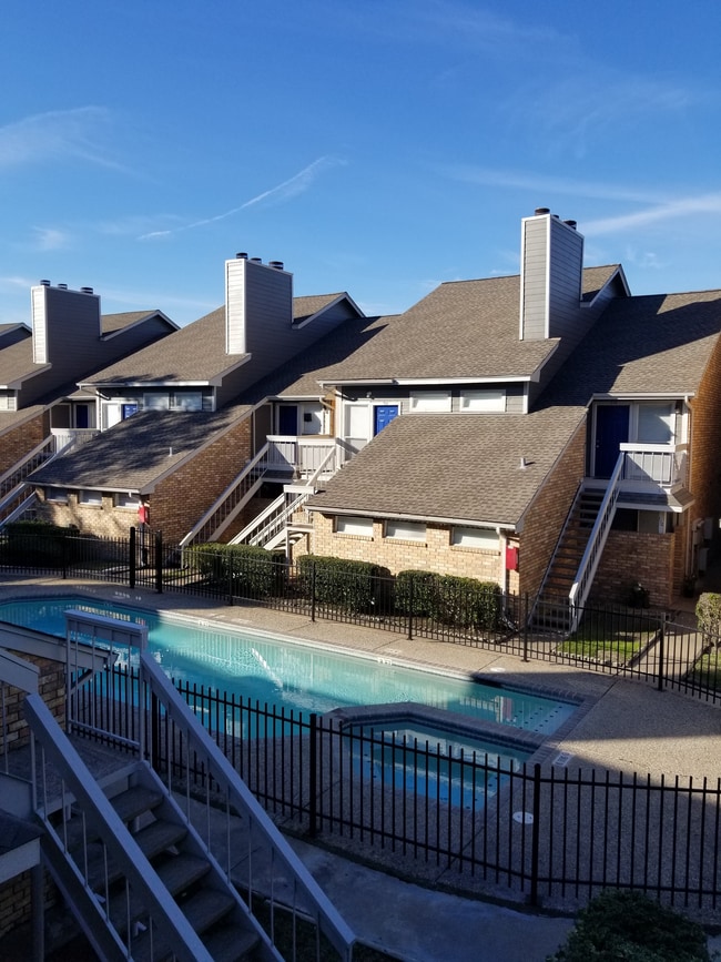 20200120_154858.jpg - Willow Run Townhomes