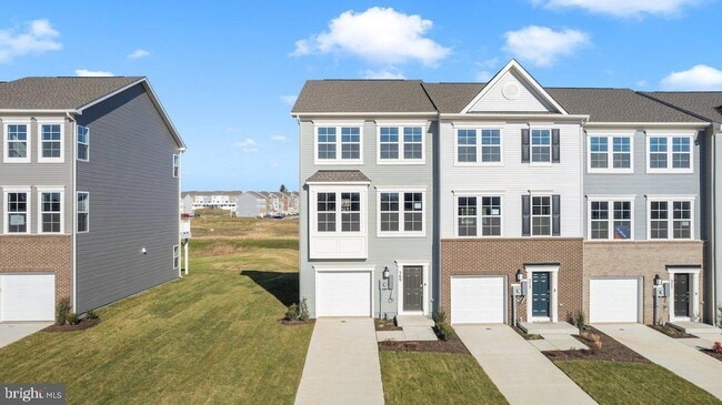 Building Photo - 569 Seeback Dr