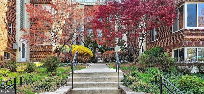 Photo - 5405 9th St NW Unit 306