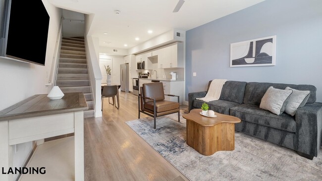 Building Photo - 6525 Ed Bluestein Blvd Unit 8203
