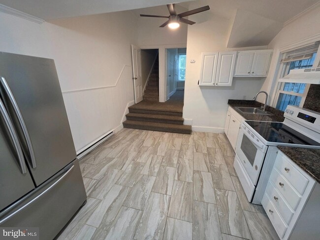 Photo - 1345 DeKalb St