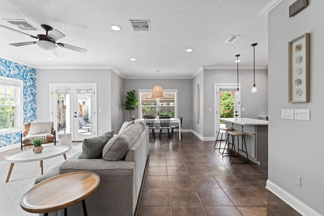 Building Photo - 329 Minorca Ave Unit SI ID1578566P