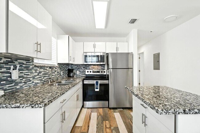 Photo - 343 Van Buren St Unit 8