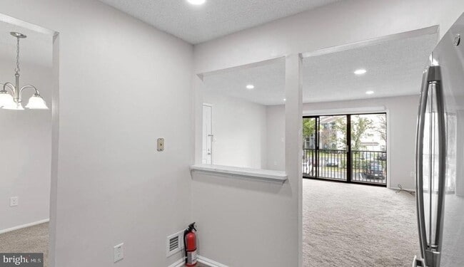 Photo - 42 Mendrey Ct