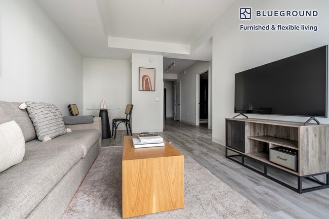 Photo - 501 Brazos St Unit SI FL24-ID235