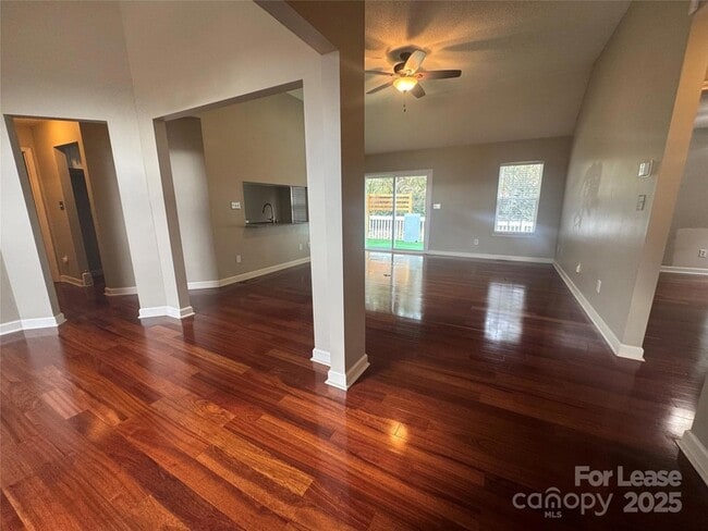 Photo - 3802 Cassidy Dr