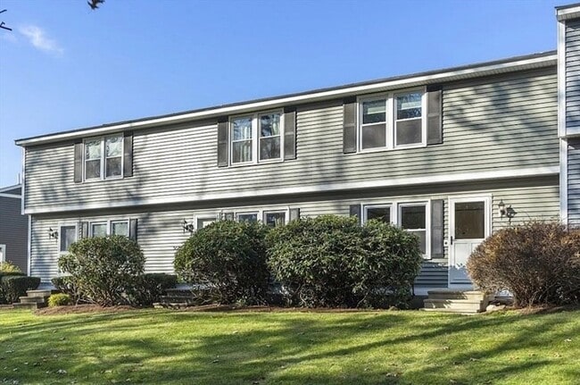 Building Photo - 1215 Pawtucket Blvd