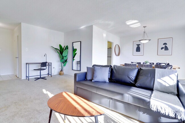 Photo - 1600 S Eads St Unit FL2-ID1022555P