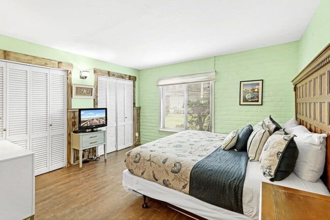 Photo - 1421 Eleventh Street-SI ID1023214P Unit SI ID1023214P