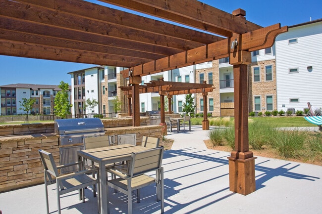 Photo - Bellrock Upper North