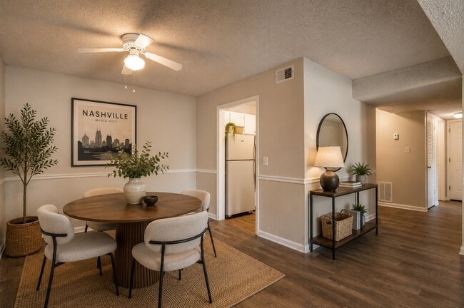 Photo - Hickory Creek Apartment and Townhomes