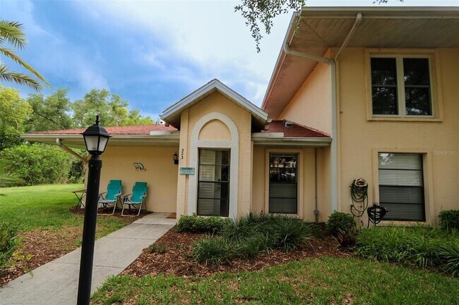 Building Photo - 323 Knottwood Ct Unit 1