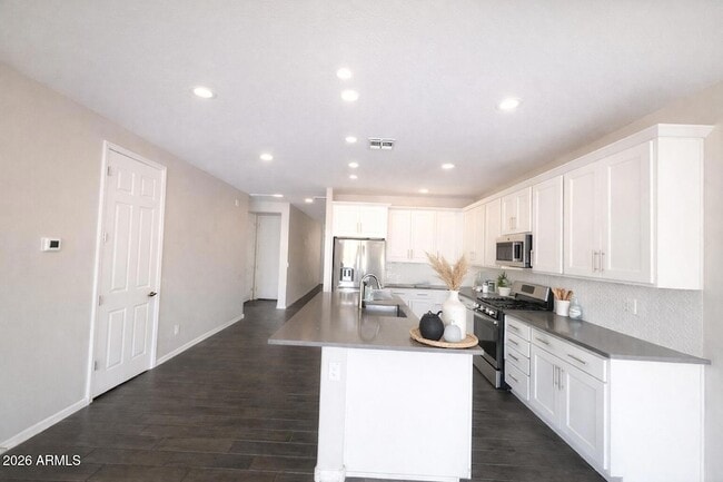 Photo - 15698 W Woodlands Ave